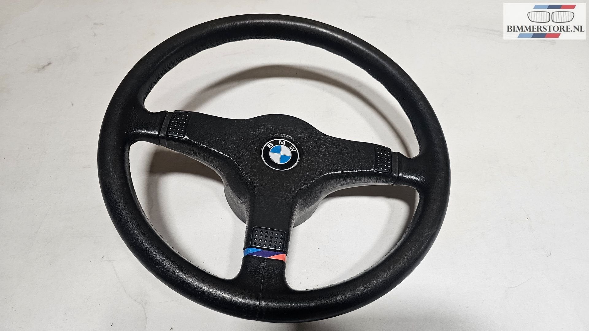 Volant sport M Tech en cuir, 380 mm, BMW Série 3 E30 3233115, -, Origine de la pièce connue, Utilisé, -