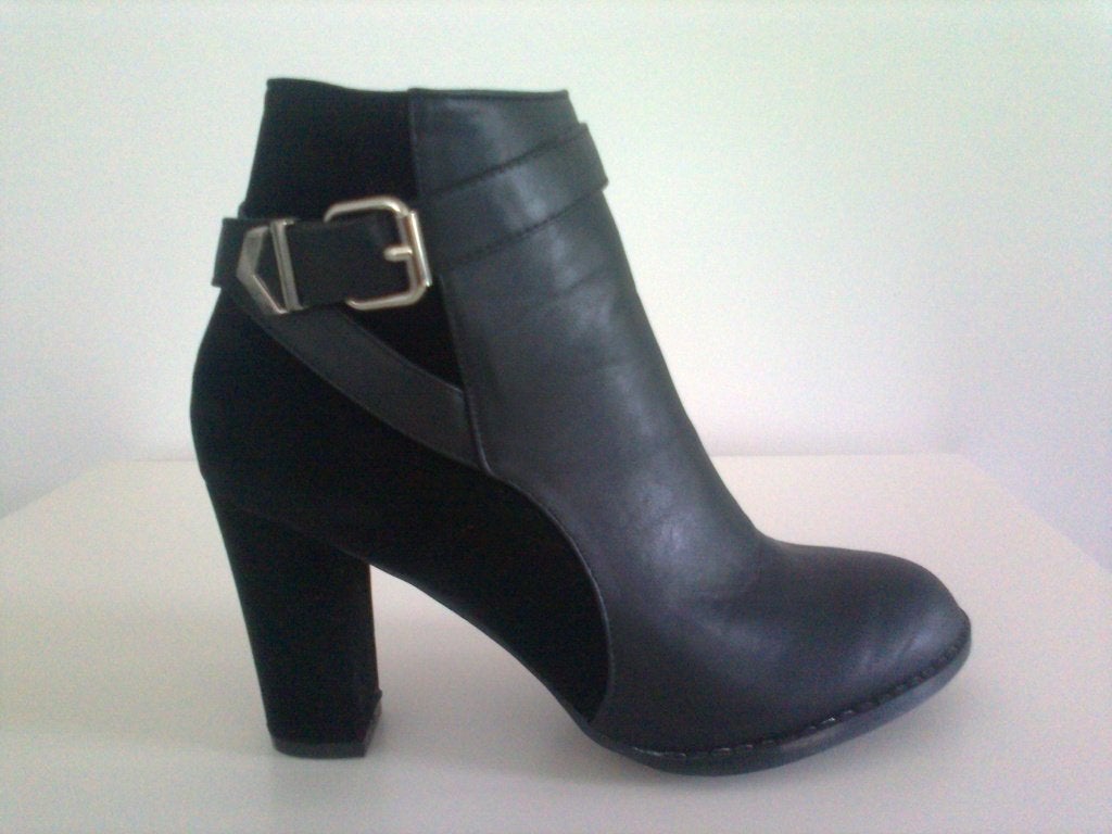 Bottines noires aspect daim et cuir 40, Neuf, Boots et Botinnes, Noir, Envoi
