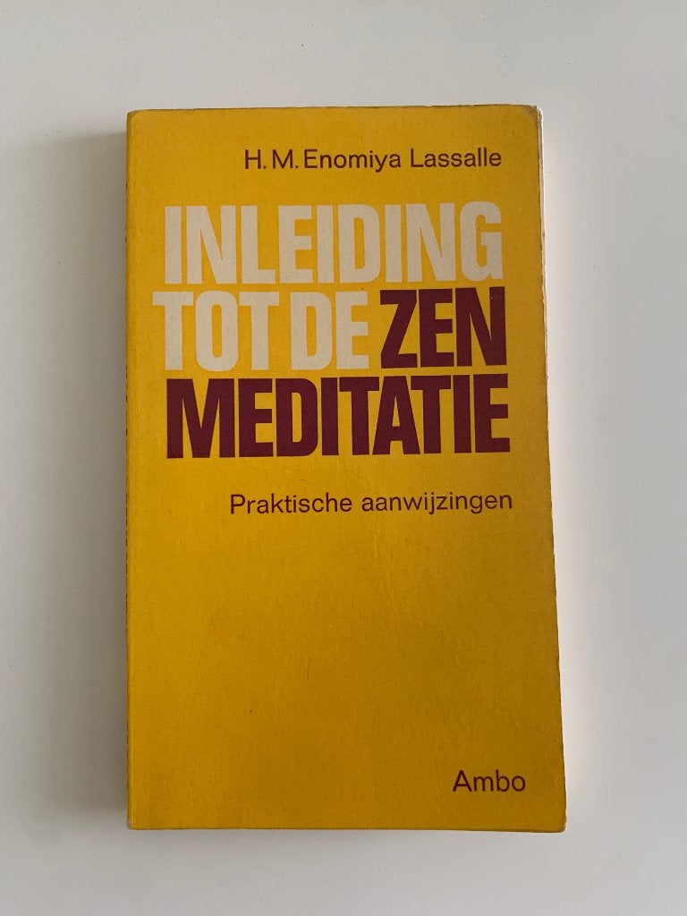 Inleiding tot de zen meditatie, Hugo Enomiya Lassalle, Boeken, Esoterie en Spiritualiteit, Ophalen of Verzenden, Gelezen