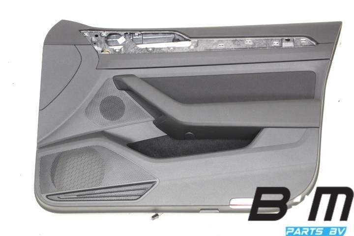 Deurpaneel RV (bijrijderskant) VW Passat B8 Sedan 3G1867012, Utilisé