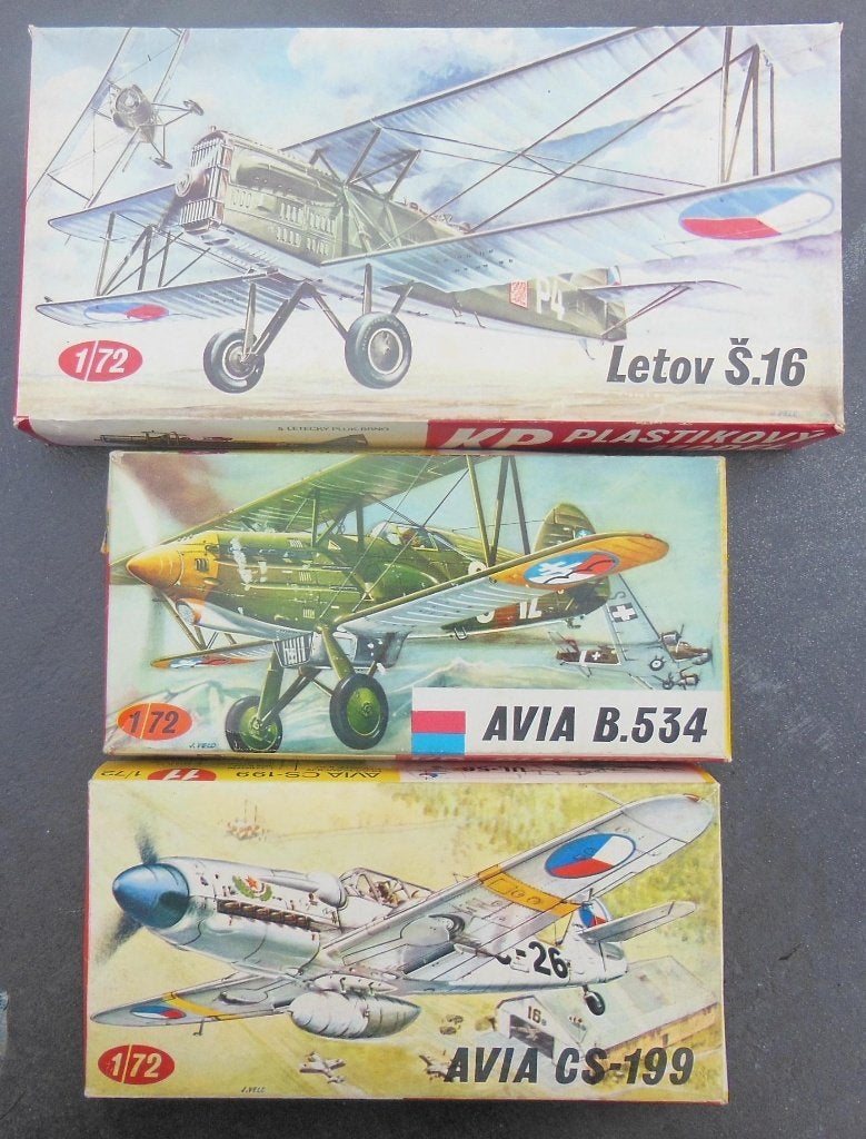 Lot Vintage Avia et Letov Plastikovy 1/72ième, Hobby en Vrije tijd, Modelbouw | Vliegtuigen en Helikopters, Verzenden, Nieuw, 1:72 tot 1:144