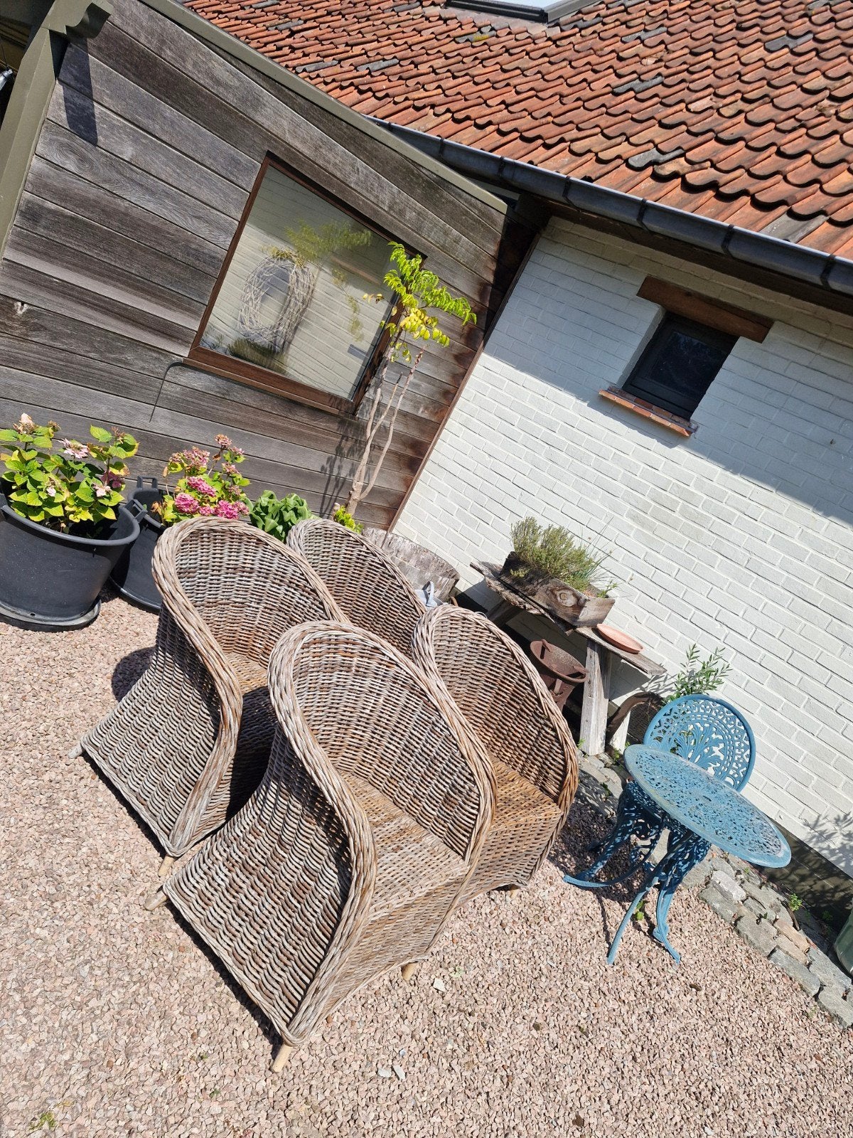 4 rieten tuisstoelen, Ophalen