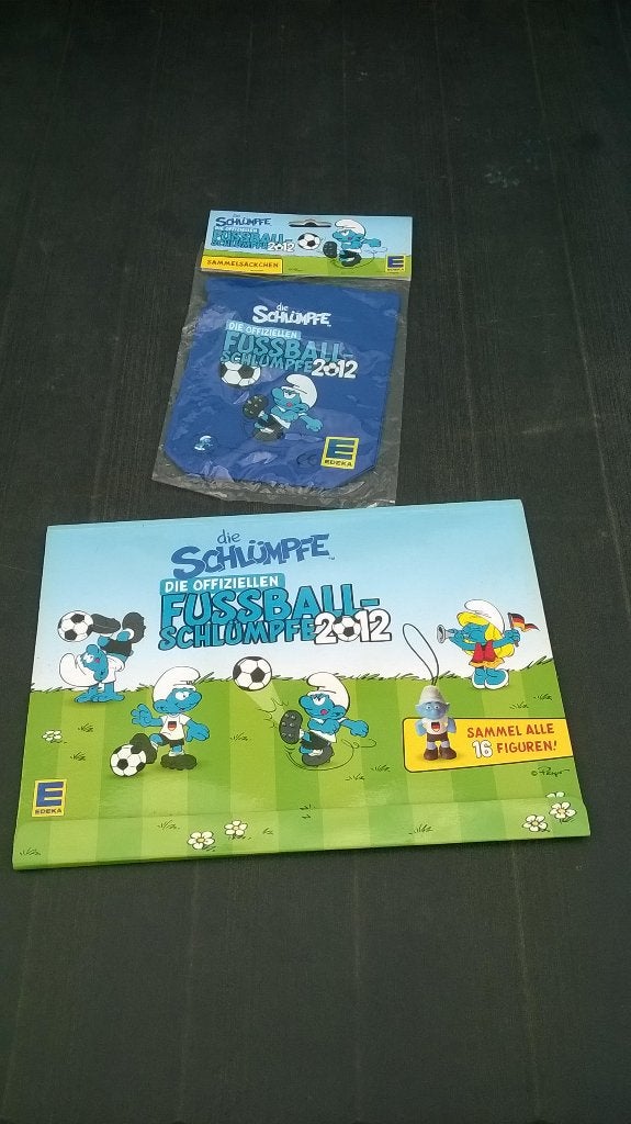 Présentoir et sachet pour schtroumpfs football Edeka, Enlèvement ou Envoi, Utilisé, Différents Schtroumpfs, Poupée, Figurine ou Peluche