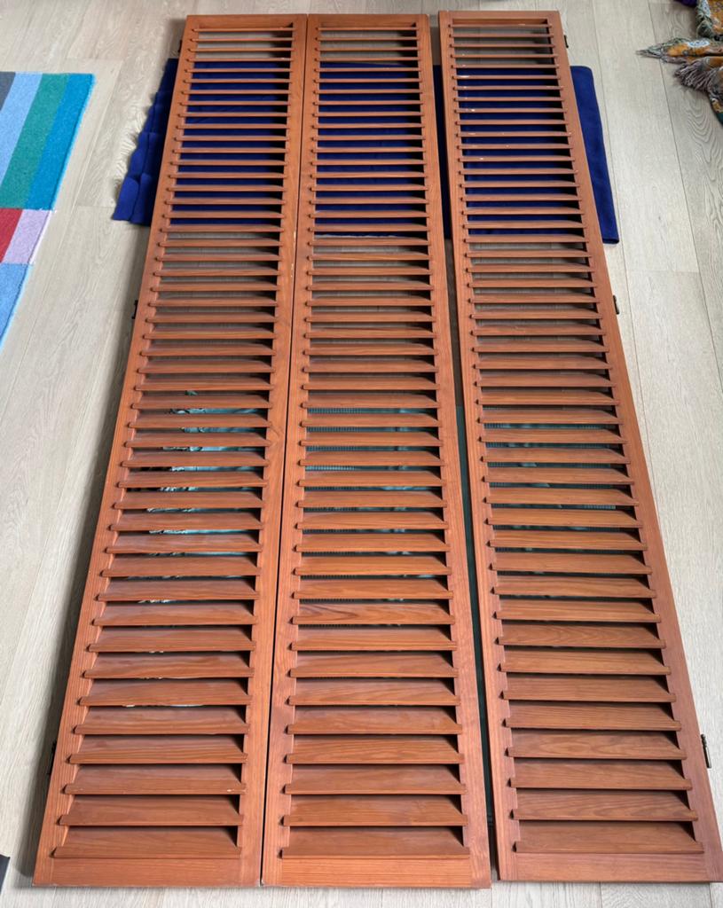 Houten shutters / luiken - decoratief & stevig - 250,5x180cm, Ophalen, Gebruikt