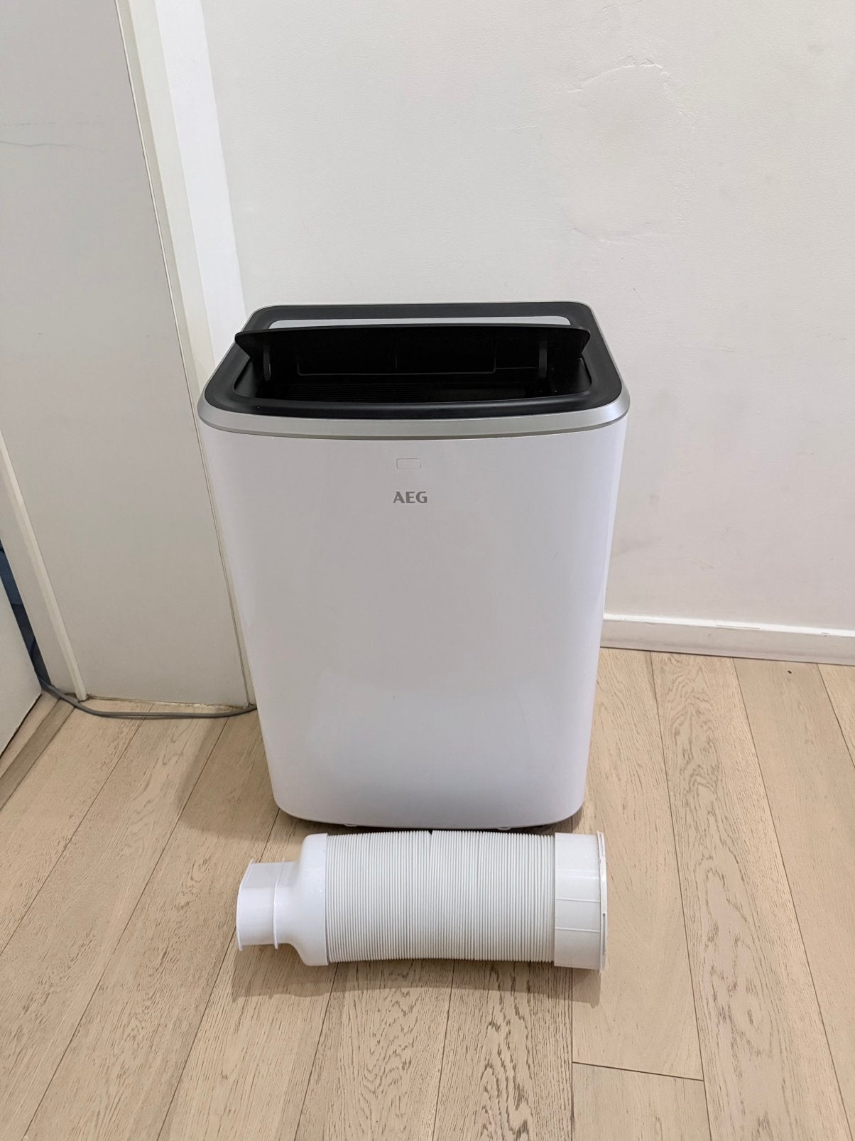 AEG Mobiele Airco, Elektronische apparatuur, Airco's, Ophalen, Zo goed als nieuw, Mobiele airco