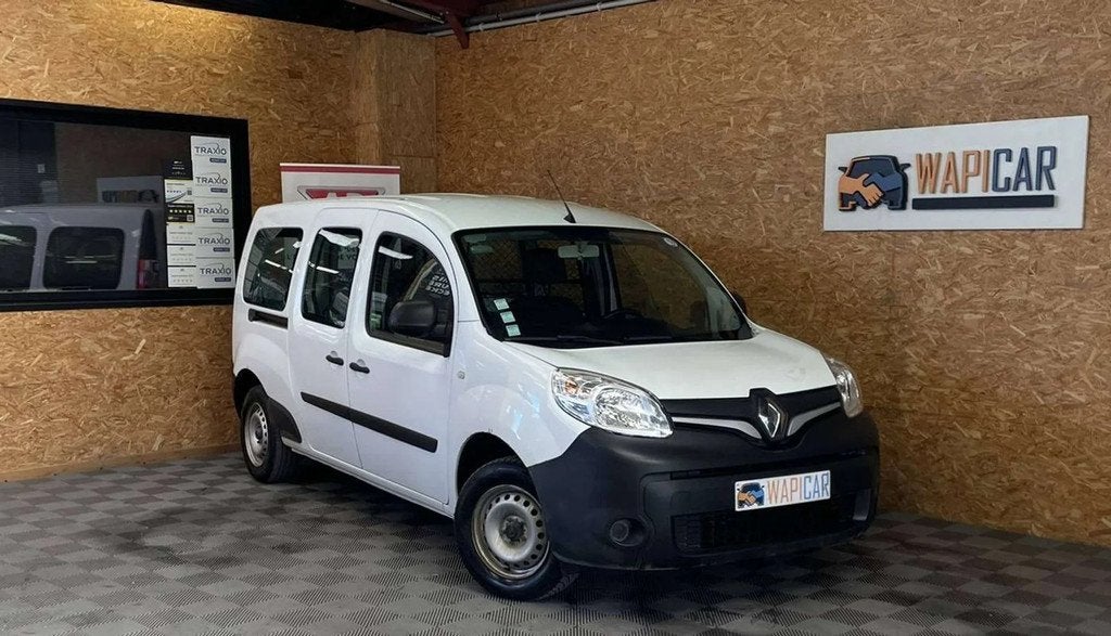 Renault Kangoo Maxi 1.5 dCi eur6 utilitaire * TVA récupéra, Auto's, Bestelwagens en Lichte vracht, 118 g/km, Stof, Gebruikt, 4 cilinders