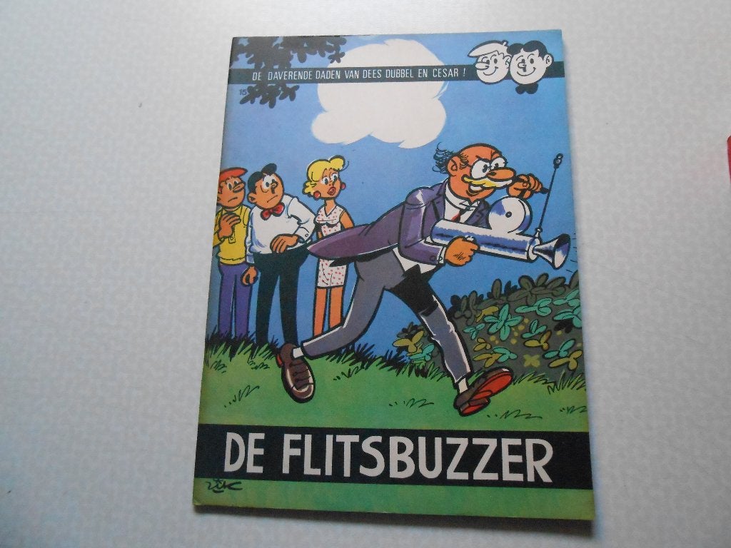Dees dubbel en cesar 14 De flitsbuzzer 1968 1 ste druk., Boeken, Eén stripboek, Rik Clément, Ophalen of Verzenden, Zo goed als nieuw