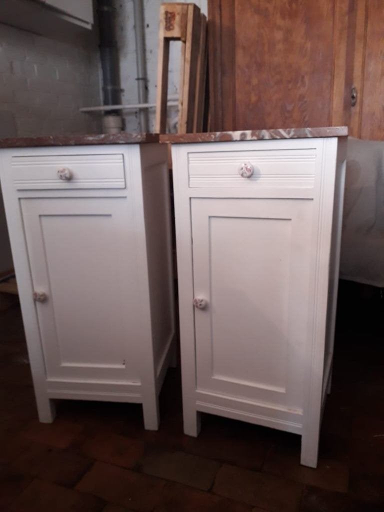 Witte nachtkastjes, Huis en Inrichting, Ophalen, Gebruikt, Minder dan 45 cm, 70 cm of meer