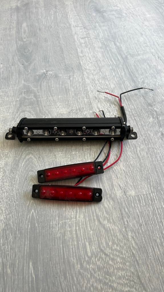 Led bar en Rode lampjes, Enlèvement, Neuf
