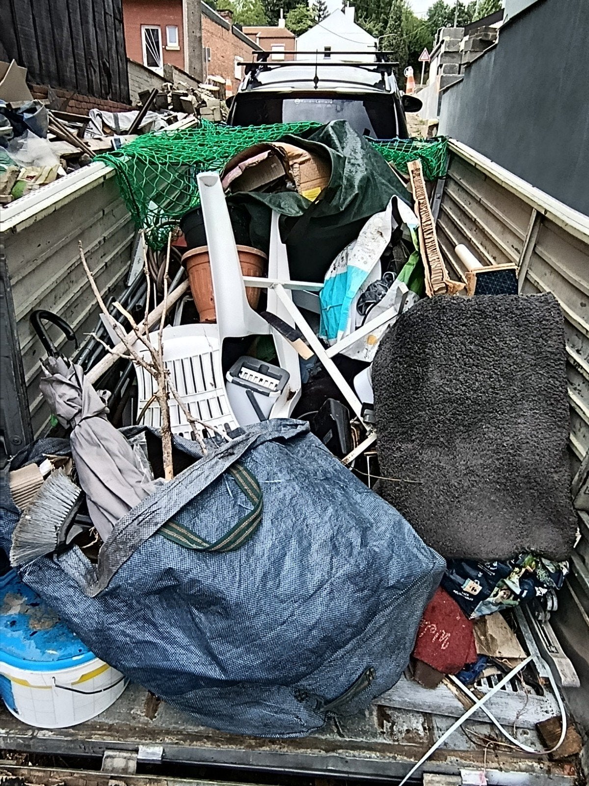 Déchargement dèche objet , dèche jardin, Enlèvement
