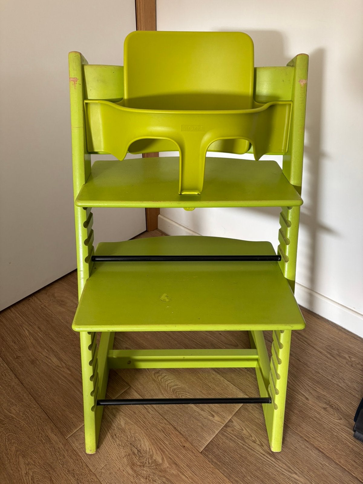 Tripp trapp stokke groen + baby set + kussens, Kinderen en Baby's, Ophalen, Zo goed als nieuw, Meegroeistoel