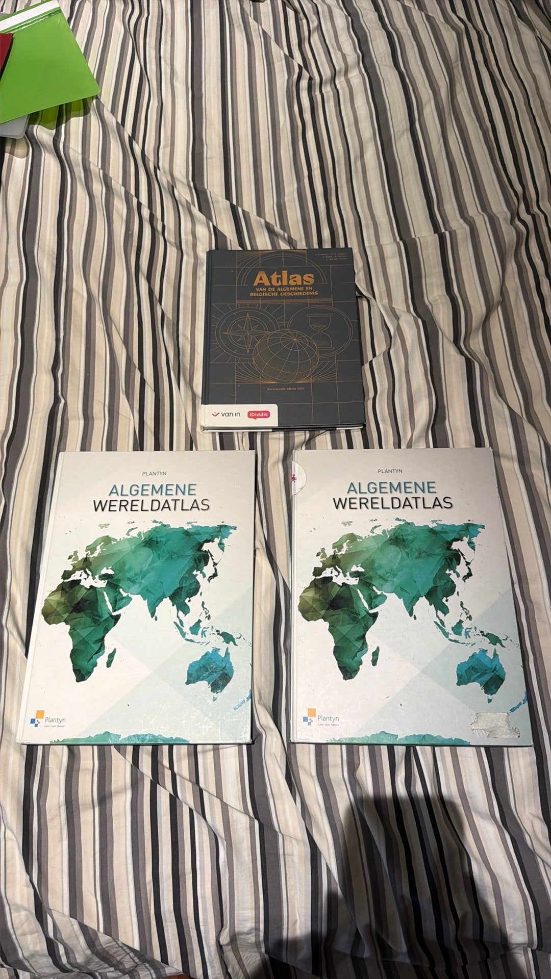 Algemene atlassen TE KOOP, Boeken, Ophalen of Verzenden, Gelezen
