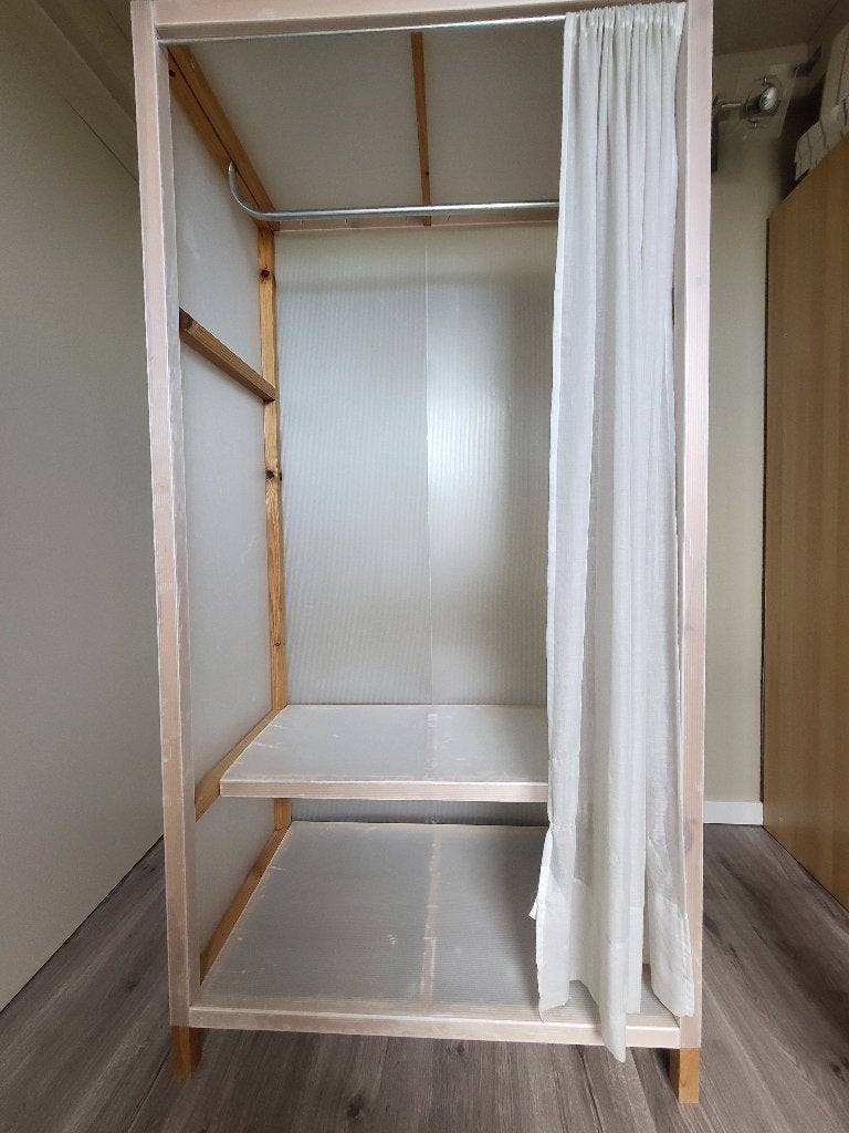 Armoire, Autres essences de bois, Avec espace de penderie, Utilisé, 50 à 100 cm