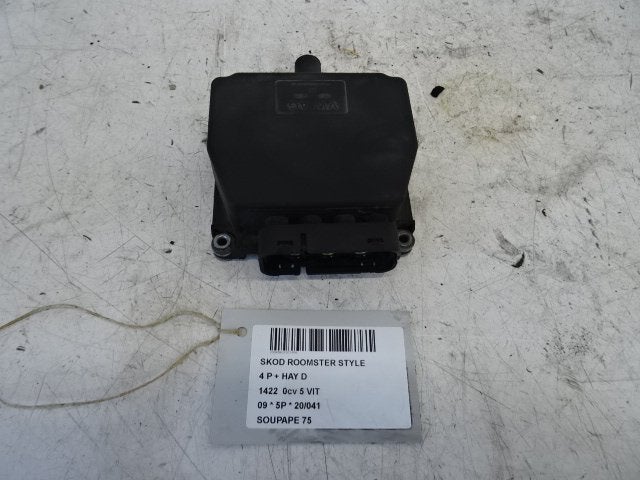 VACUUM VALVE Skoda Roomster (5J) (6Q0906625F), Utilisé, Info@skoda-auto.de, Skoda, Max-Planck-Straße  3-5
64331  Weiterstadt, DE