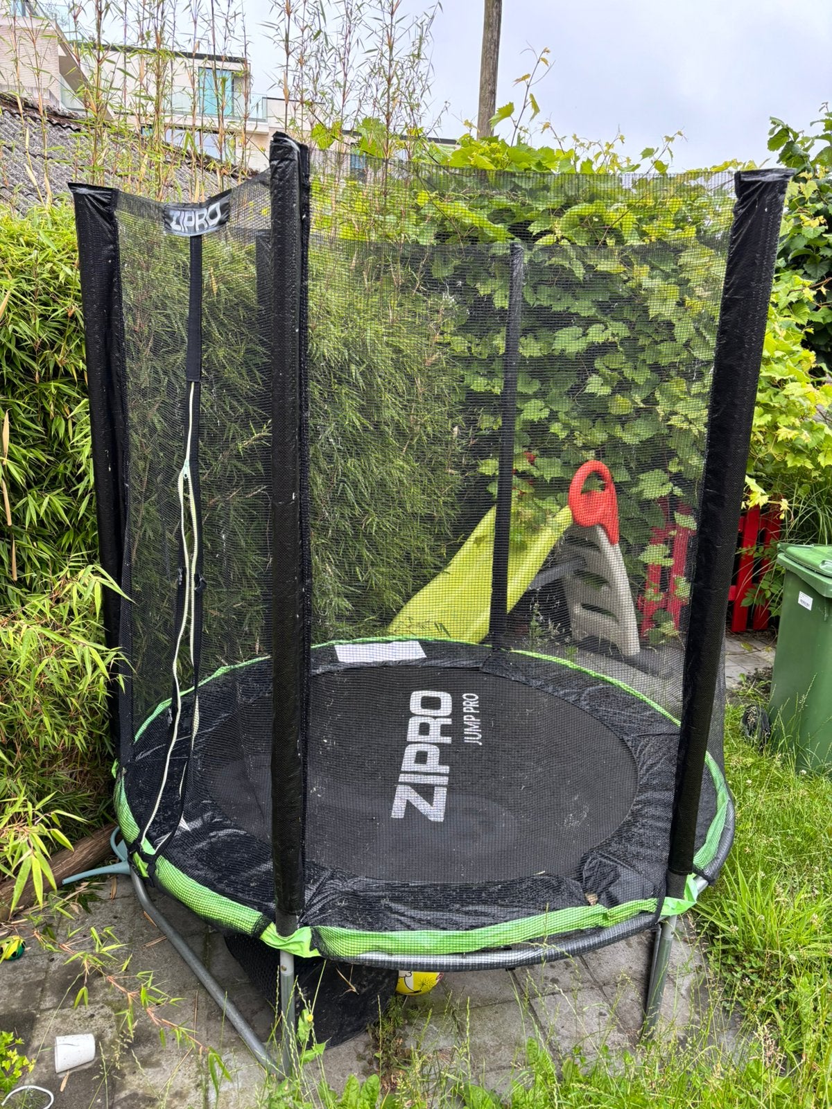 Trampoline, Ophalen of Verzenden, Zo goed als nieuw