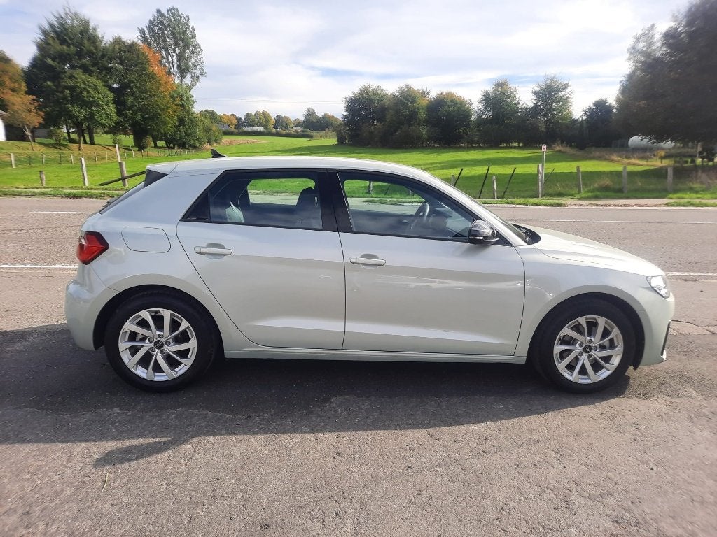 Audi A1 Sportback 30 1.0 TSFI Advanced garantie, Autos, 1190 kg, Argent ou Gris, Achat, A1