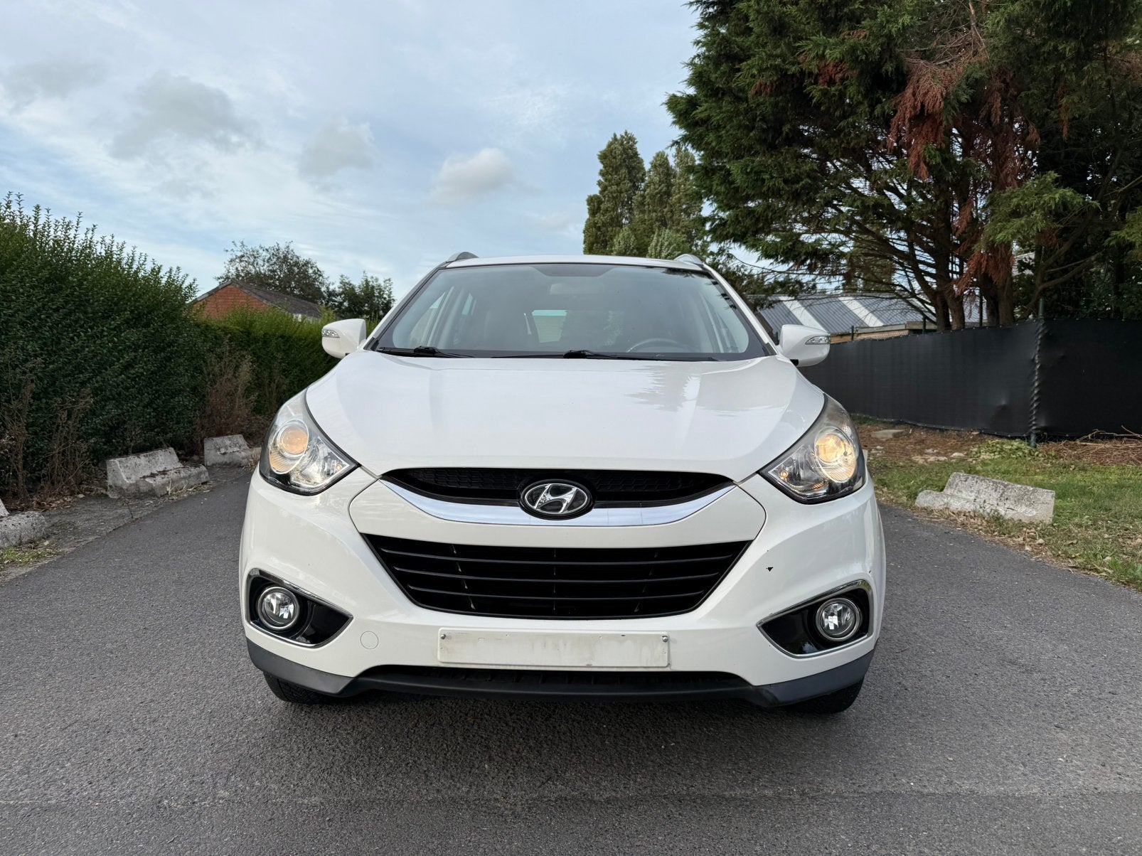 Hyundai Ix35  | Navi | Camera | 87.000 Km | Eerste Eigenaar|, Auto's, Bluetooth, Zwart, Leder en Stof, Wit