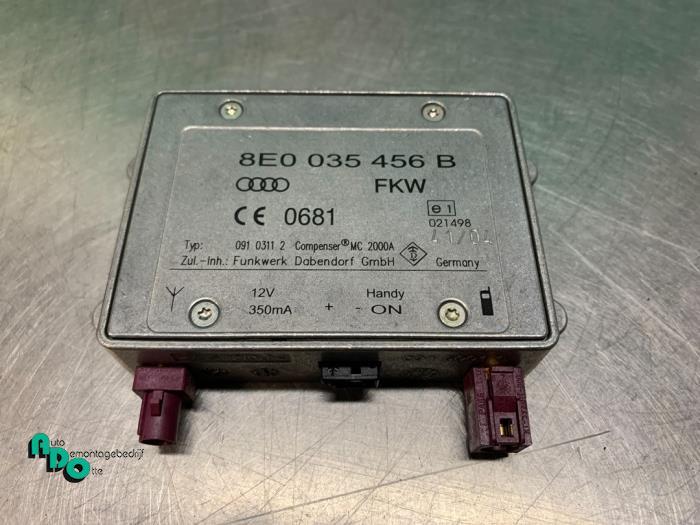 Antenne amplificateur d'un Audi A6 (A6 04-), -, 3 mois de garantie, Audi, Utilisé
