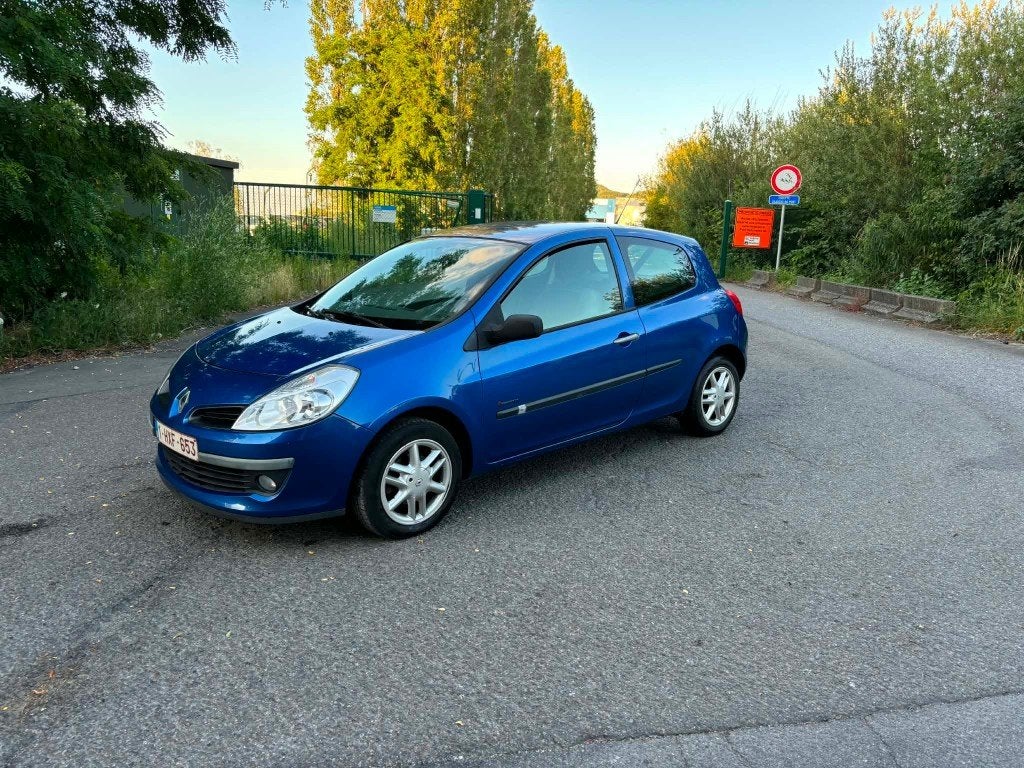 RENAULT CLIO 1.2 ESSENCE 2008 FEUILLET ROSE, Autos, Renault, Particulier, Clio, ABS, Airbags, Ordinateur de bord, Verrouillage central