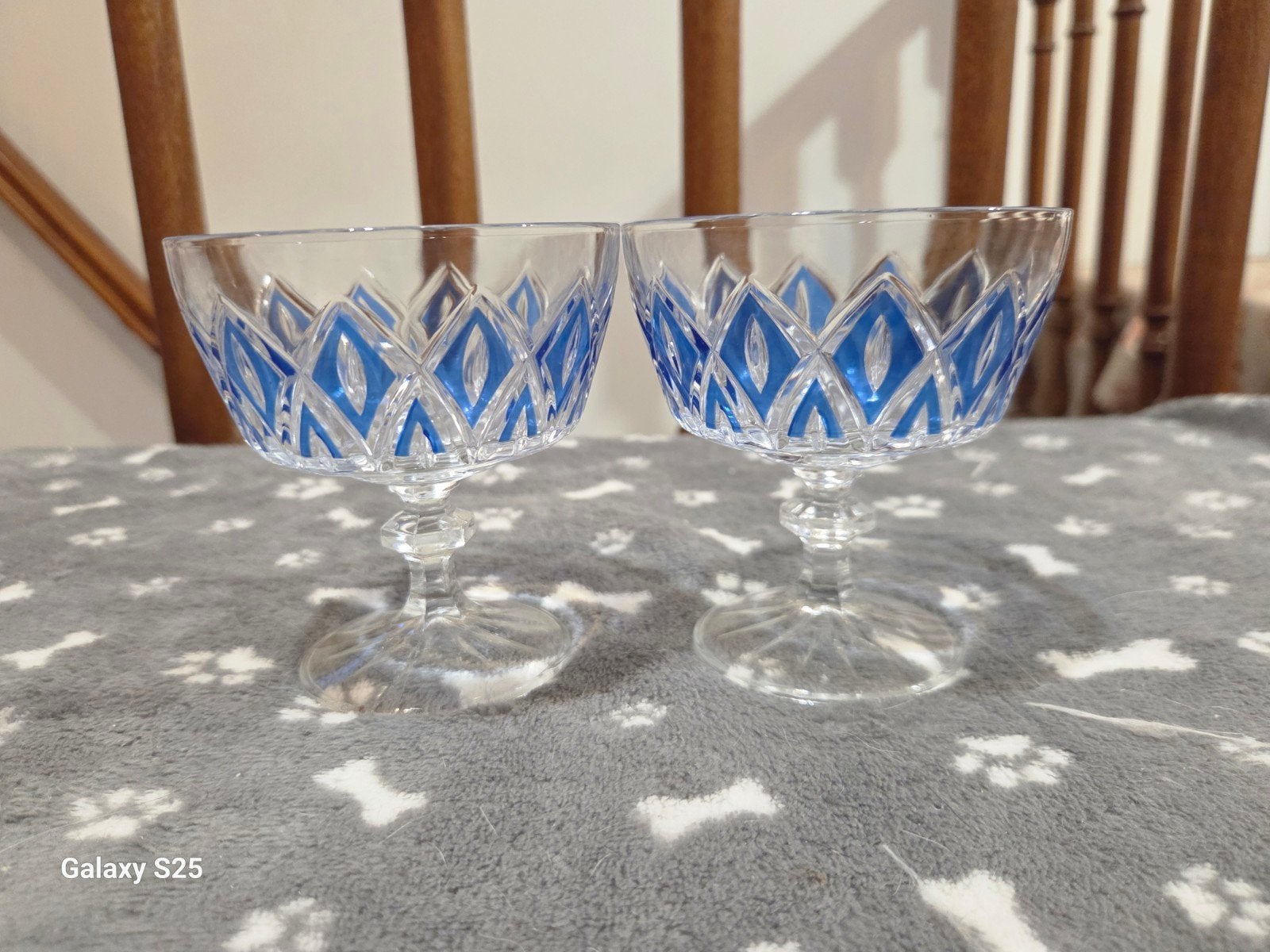 Paire de coupes à champagne vintage Arlequin VMC Reims bleu", Enlèvement