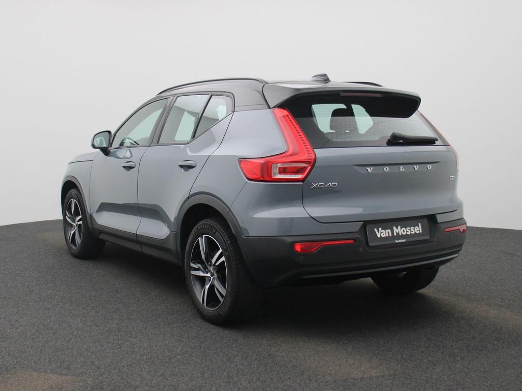 Volvo XC40 T2 R-Design, Autos, Argent ou Gris, Entreprise, Boîte manuelle, 5 portes