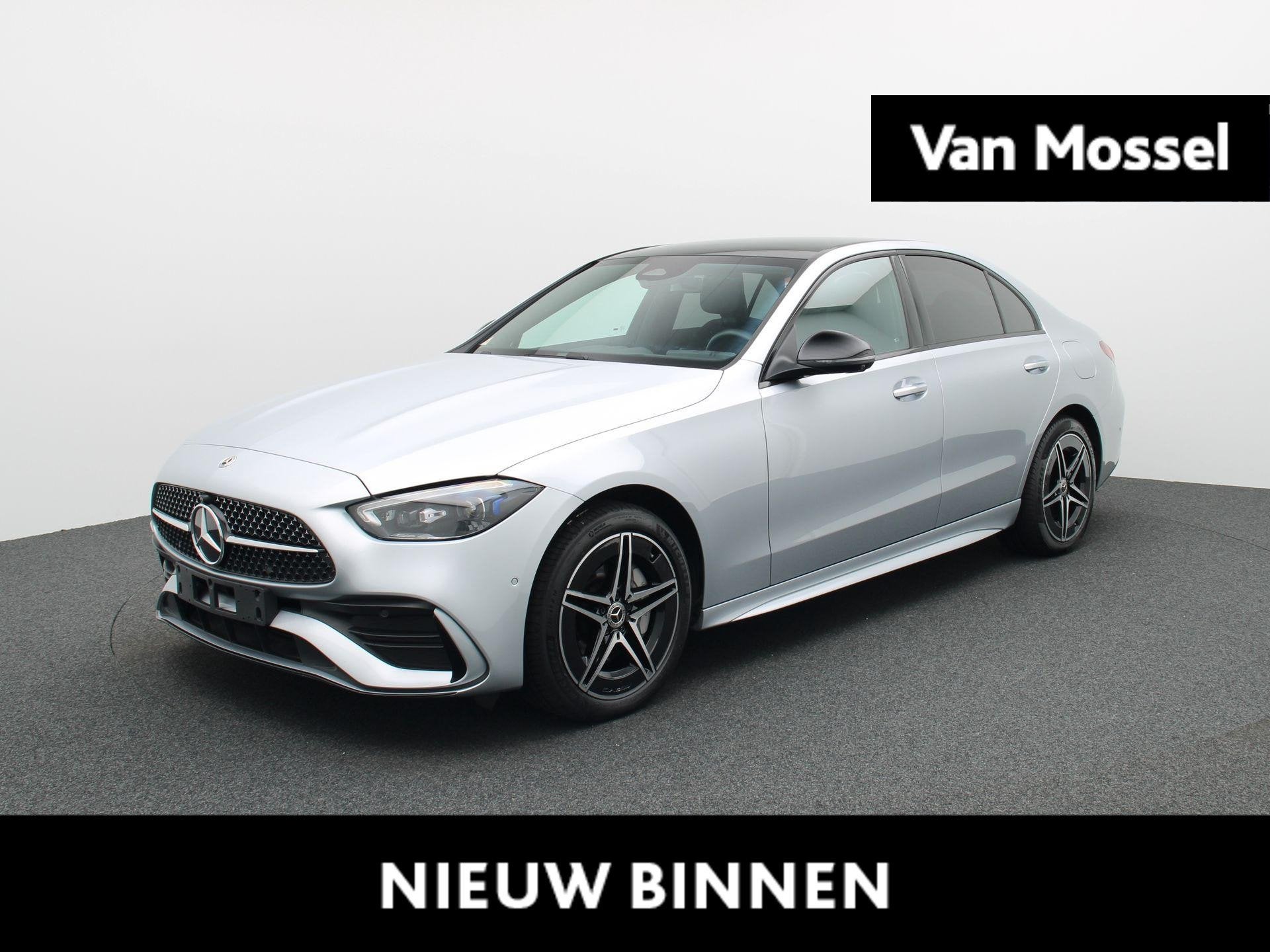 Mercedes-Benz C 300 e AMG Line Berline + BURMESTER + PANO DA, Auto's, Automaat, Zwart, 4 cilinders, 2080 kg