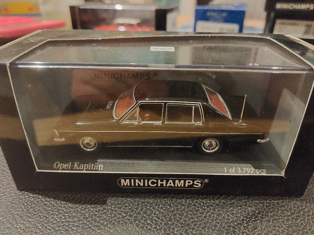Minichamps Opel Kapitaen 1969-77 black 1/43, Ophalen of Verzenden, Nieuw, Auto, MiniChamps