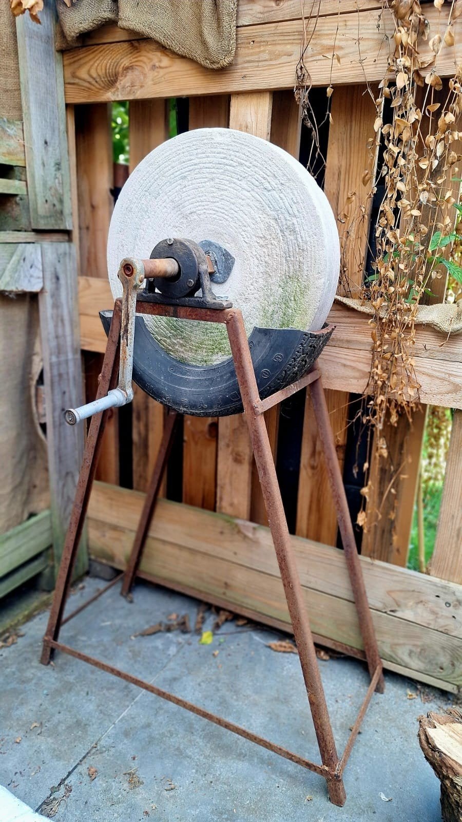 Slijpsteen, Antiek en Kunst, Antiek | Gereedschap en Instrumenten, Ophalen