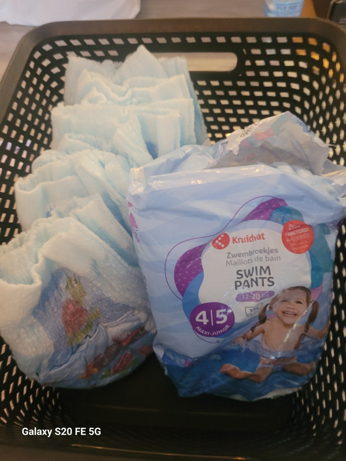 zwempampers 12 tot 20 kg, Kinderen en Baby's, Ophalen, Nieuw, Kruidvat, Jongetje of Meisje