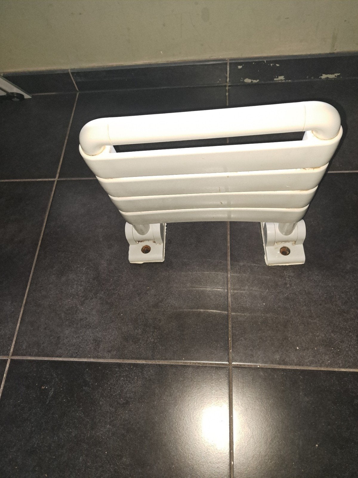 Douchestoel tot 150 kg, Doe-het-zelf en Bouw, Verwarming en Radiatoren, Ophalen