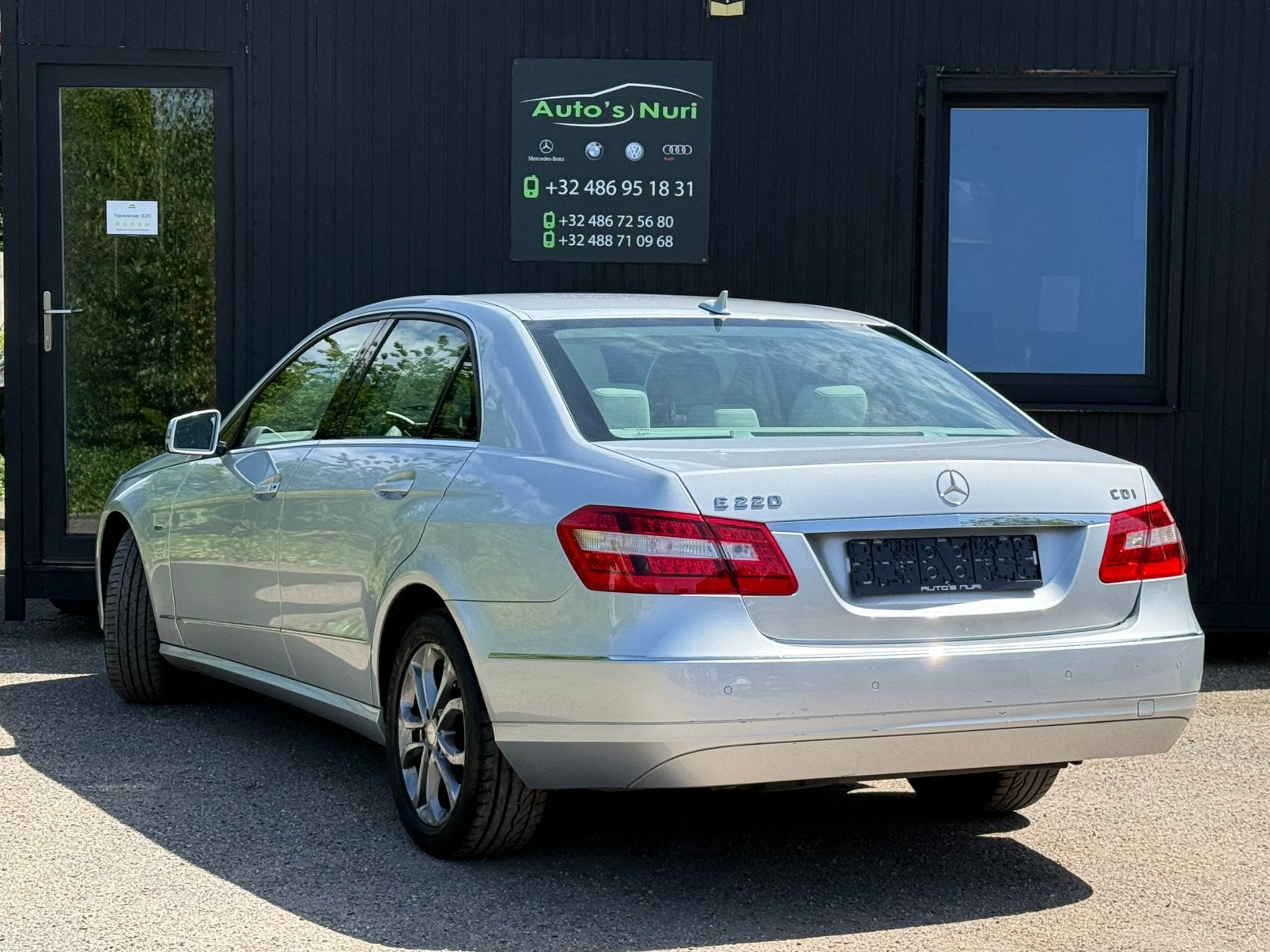 Mercedes-benz e220cdi automaat leder 139.000km 12M GARANTIE, Auto's, Mercedes-Benz, Automaat, 4 deurs, Bedrijf, Parkeersensor
