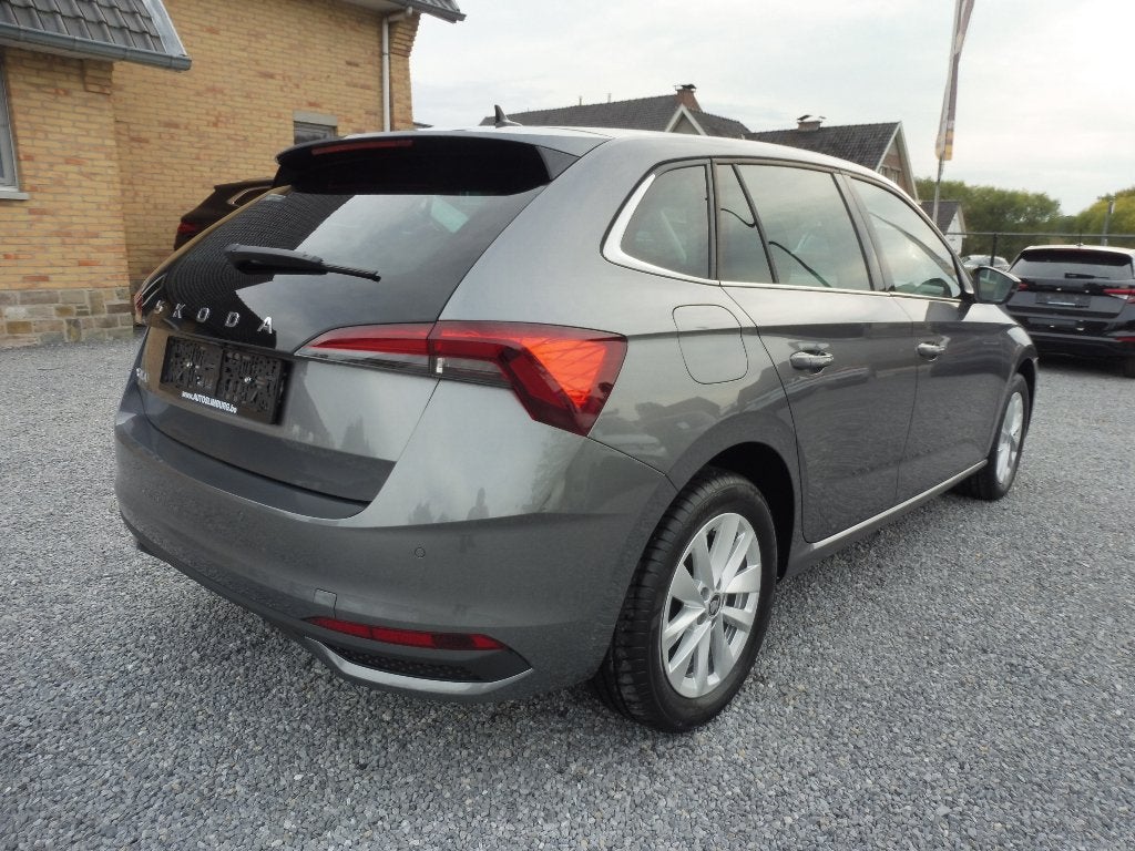 SKODA SCALA 1,0TSI 116pk/automaat/17000km/bj 2025, Autos, Argent ou Gris, Euro 6, Entreprise, Garantie prolongée