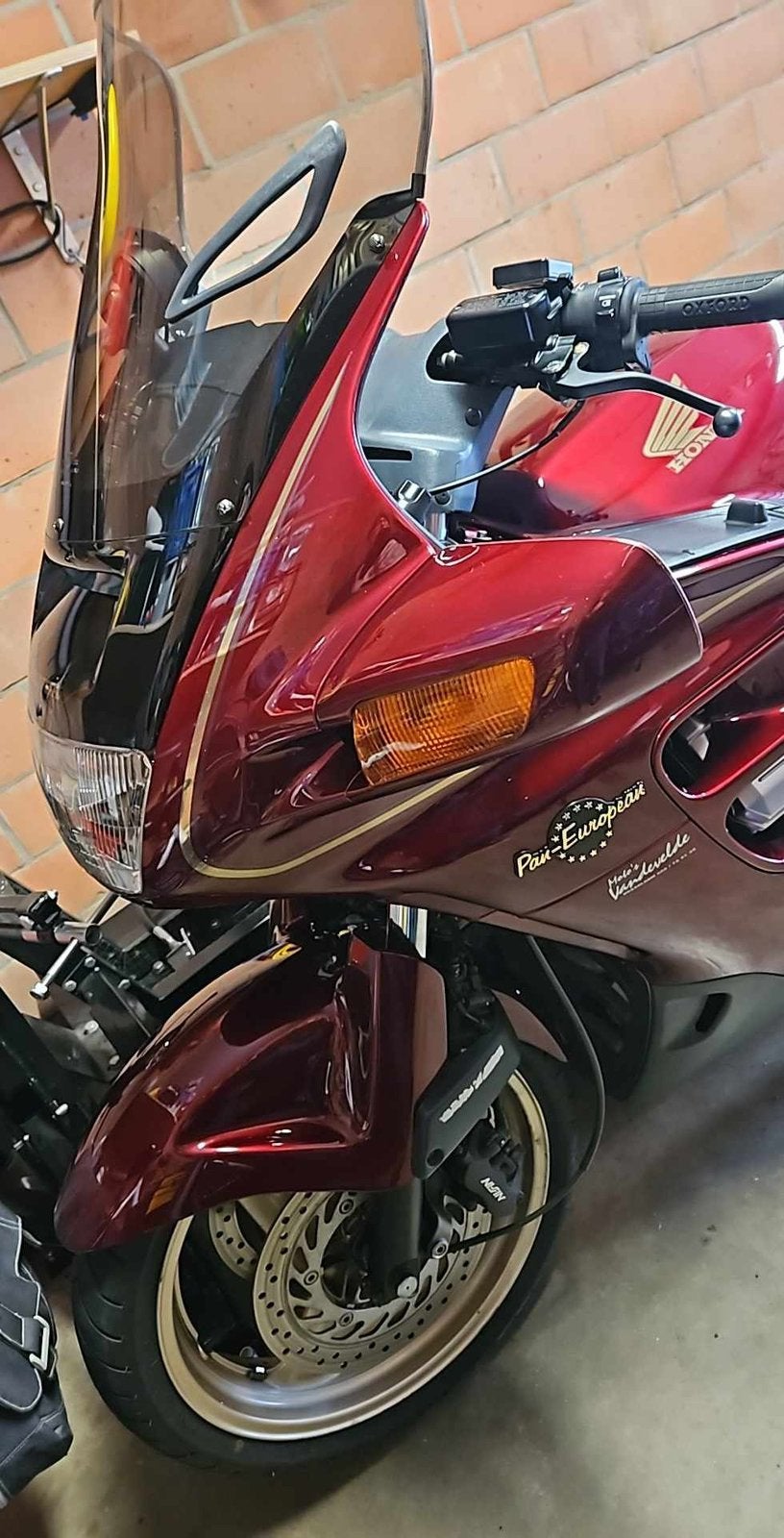 Goed onderhouden pan european st1100, Motos, Motos | Honda, Tourisme, Occasion, Plus de 35 kW, Particulier