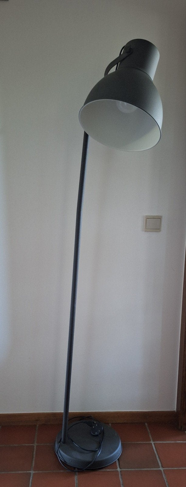 Lampadaire (Hektar, Ikea), Enlèvement