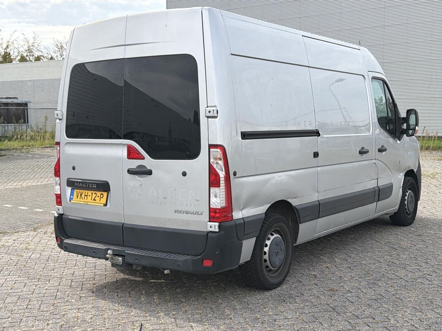 Renault Master T35 2.3 dCi 180 L2H2 Energy Comfort | € 9.450, Parkeersensor, Renault, Bedrijf, Zilver of Grijs