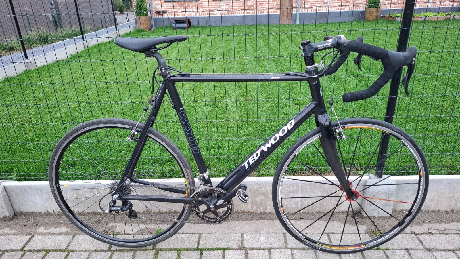 Vélo de course TED WOOD en bonne état taille 60, Enlèvement