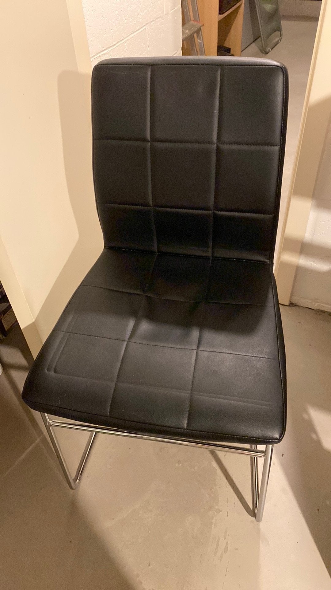 4 chaises, Synthétique, Utilisé, Quatre, Noir