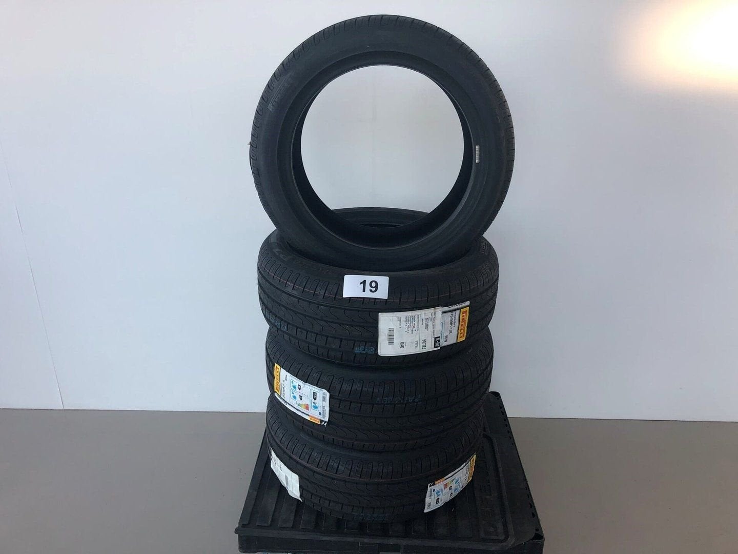 Nieuwe Zomerbanden 215/50 R17 Pirelli 4 stuks voor o.a. Volv, Ophalen, 215 mm, -, -