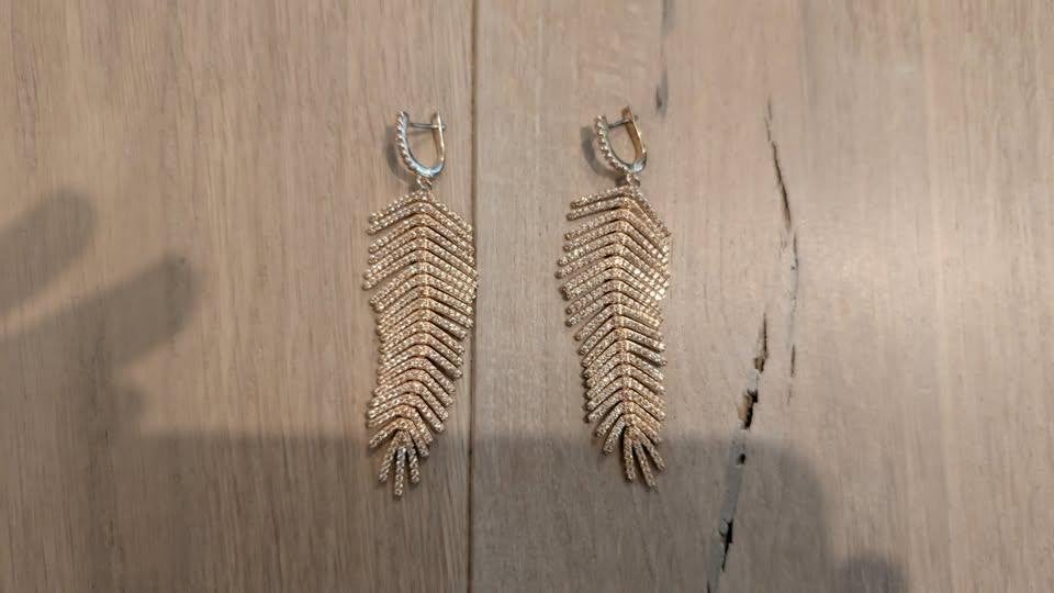 Boucles d’oreilles Orus forme plume en argent 925 neuves, Bijoux, Sacs & Beauté, Boucles d'oreilles, Or, Enlèvement, Argent, Neuf
