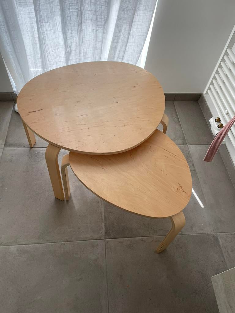 2 tafeltjes IKEA, Ophalen, Zo goed als nieuw