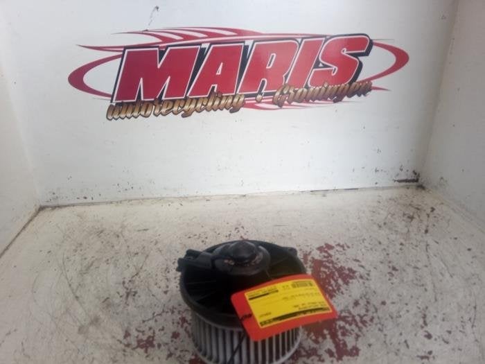 Moteur de ventilation chauffage d'un Toyota Corolla, -, -, 3 mois de garantie, Toyota