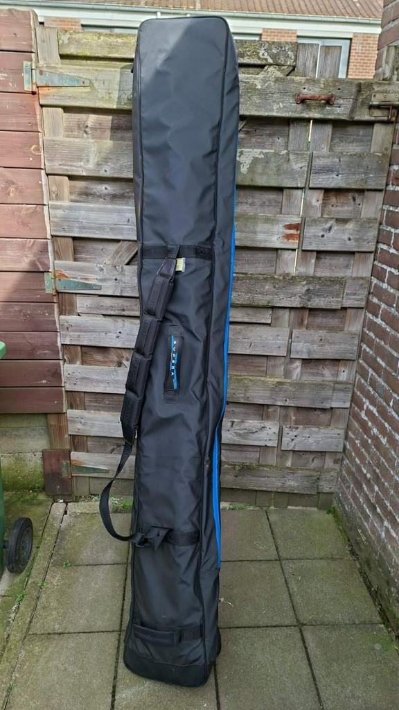 Sac à bâton de pêche, Enlèvement
