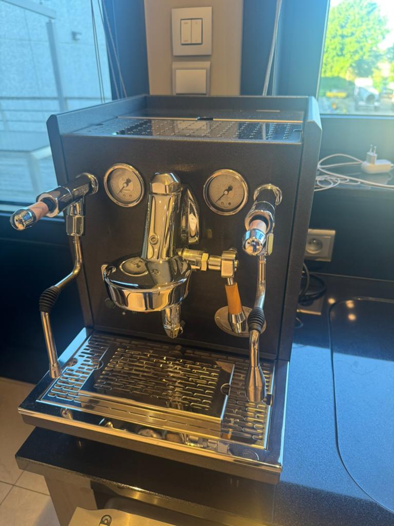 ECM Synchronica “zwart” limited edition, Elektronische apparatuur, Koffiemachine, Koffiebonen, Zo goed als nieuw, 1 kopje