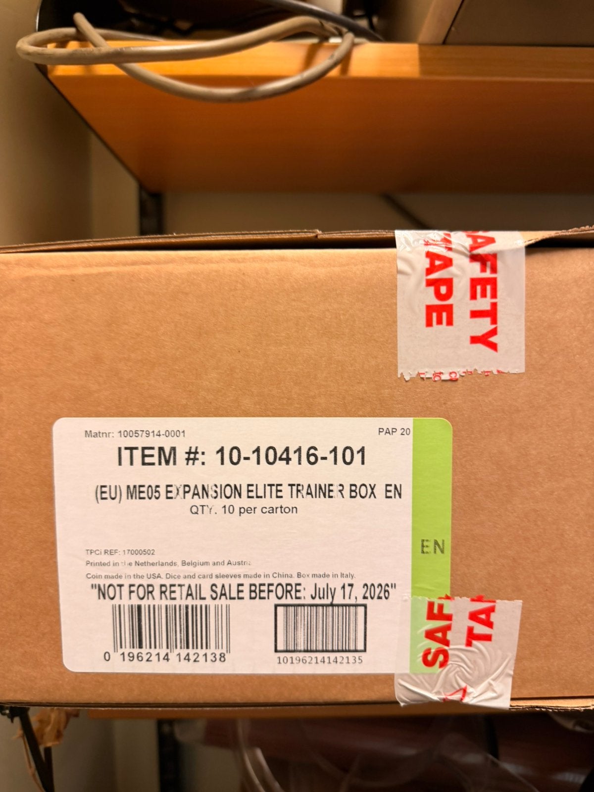 Pitch Black ETB case sealed, Ophalen, Zo goed als nieuw