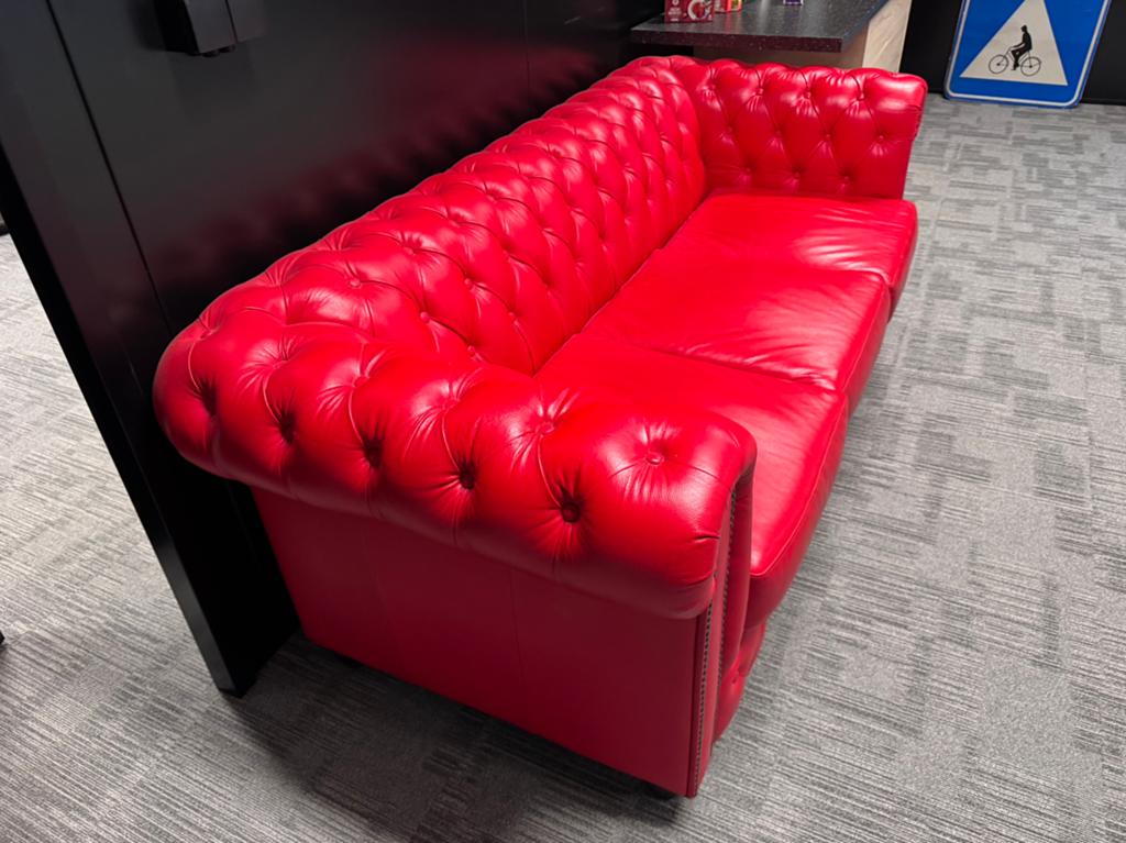 Originele chesterfield 3 zit, Huis en Inrichting, Ophalen, Zo goed als nieuw