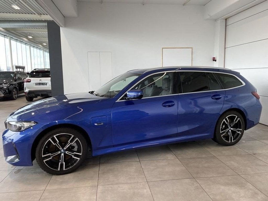BMW 320 320e Automaat / M-Pack / Pano / DAB / LED, Achat, Euro 6, Automatique, Bleu
