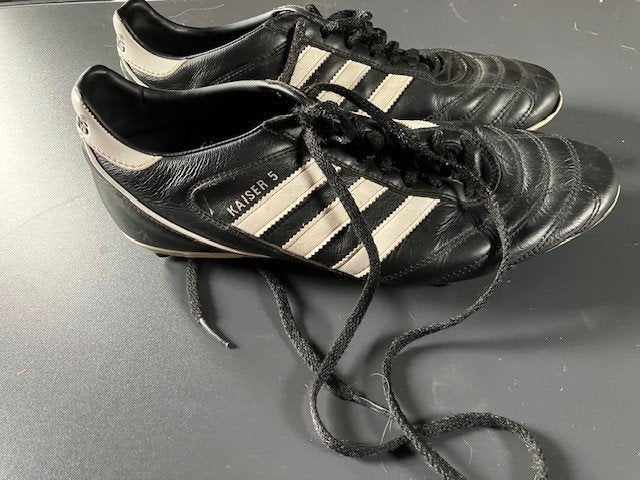 voetbalschoenen Kaiser 5 adidas maat 43, Enlèvement, Utilisé, Chaussures