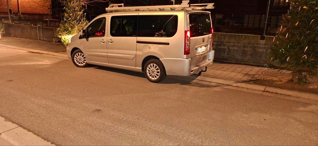 Fiat Scudo Édition Business, Autos, Camionnettes & Utilitaires, Particulier, Air conditionné, Cruise Control, Capteur de lumière