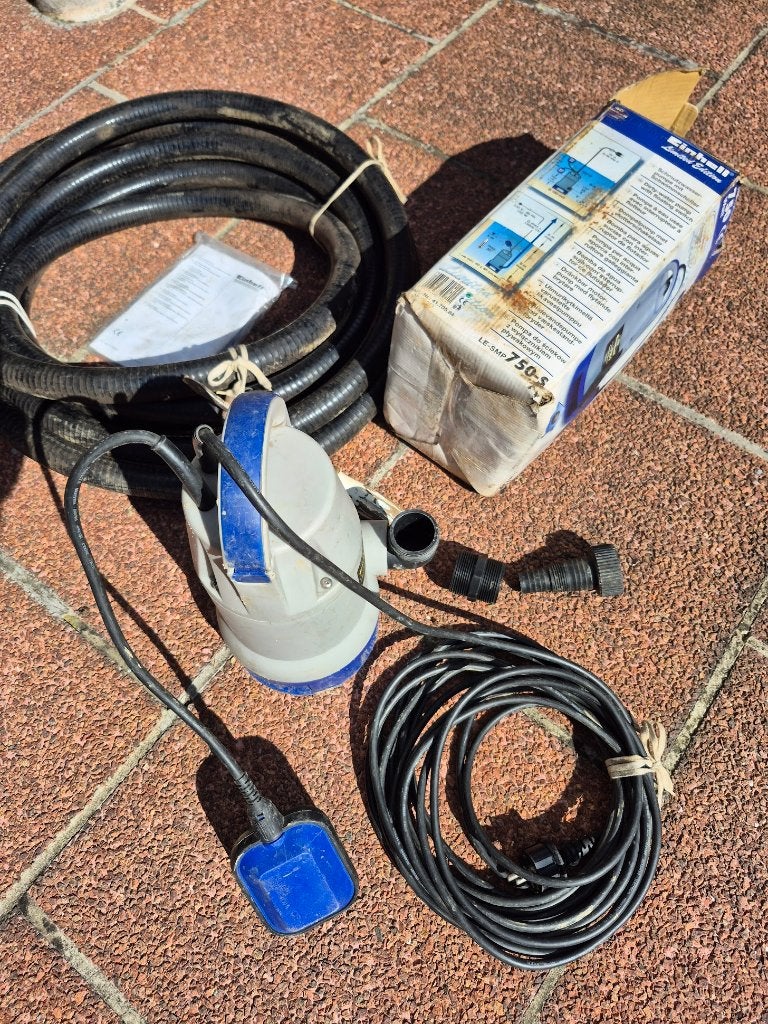 Pompe vide cave Einhell + tuyau de 10 M, Enlèvement ou Envoi, Utilisé, Évacuation