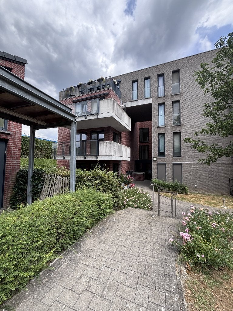 Assistentiewoning / Serviceflat in Kontich, 50 m² of meer, Provincie Antwerpen